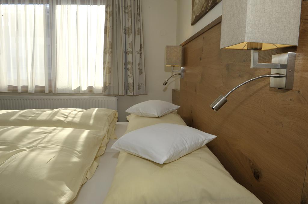 Edelweiss Apartments Schladming Rum bild