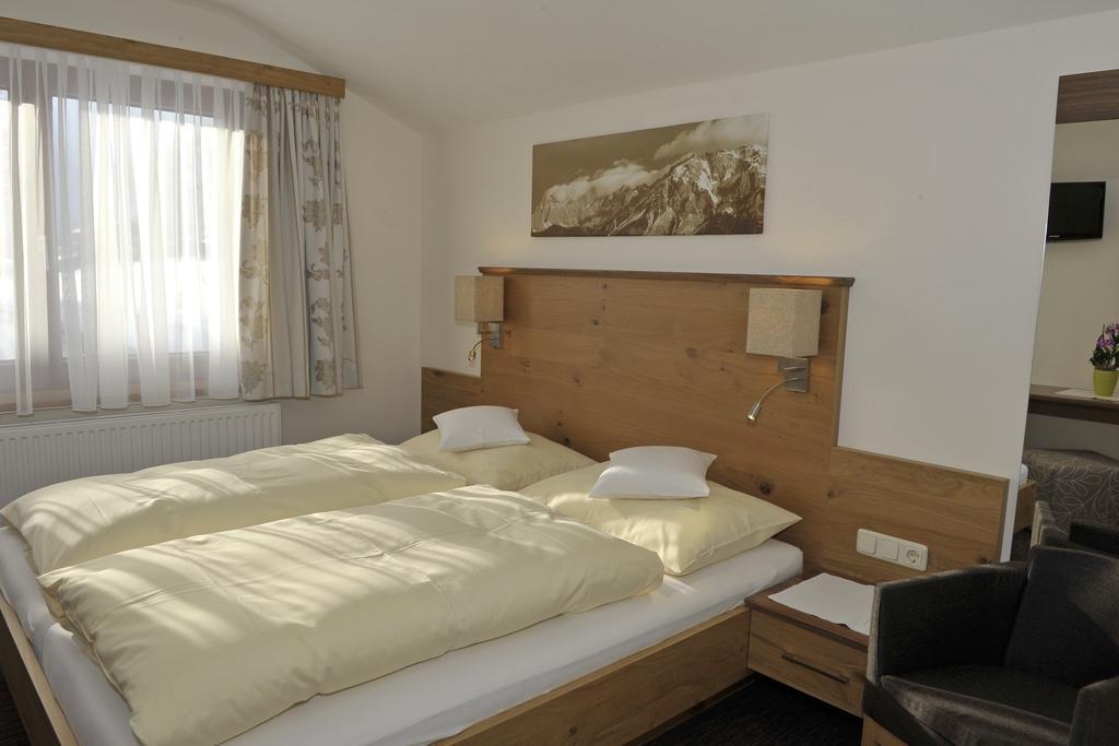 Edelweiss Apartments Schladming Rum bild